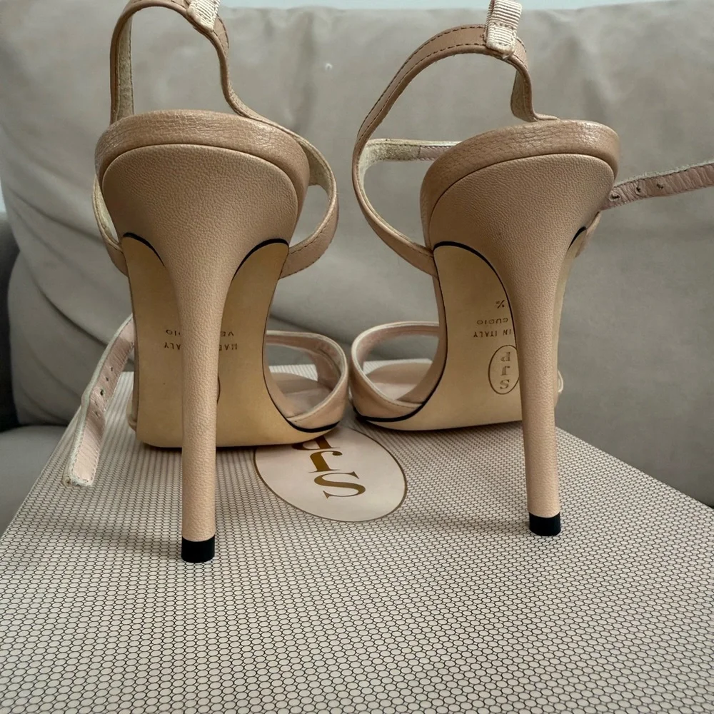 SJP by Sarah Jessica Parker Nude Heels - Picture 4 of 6